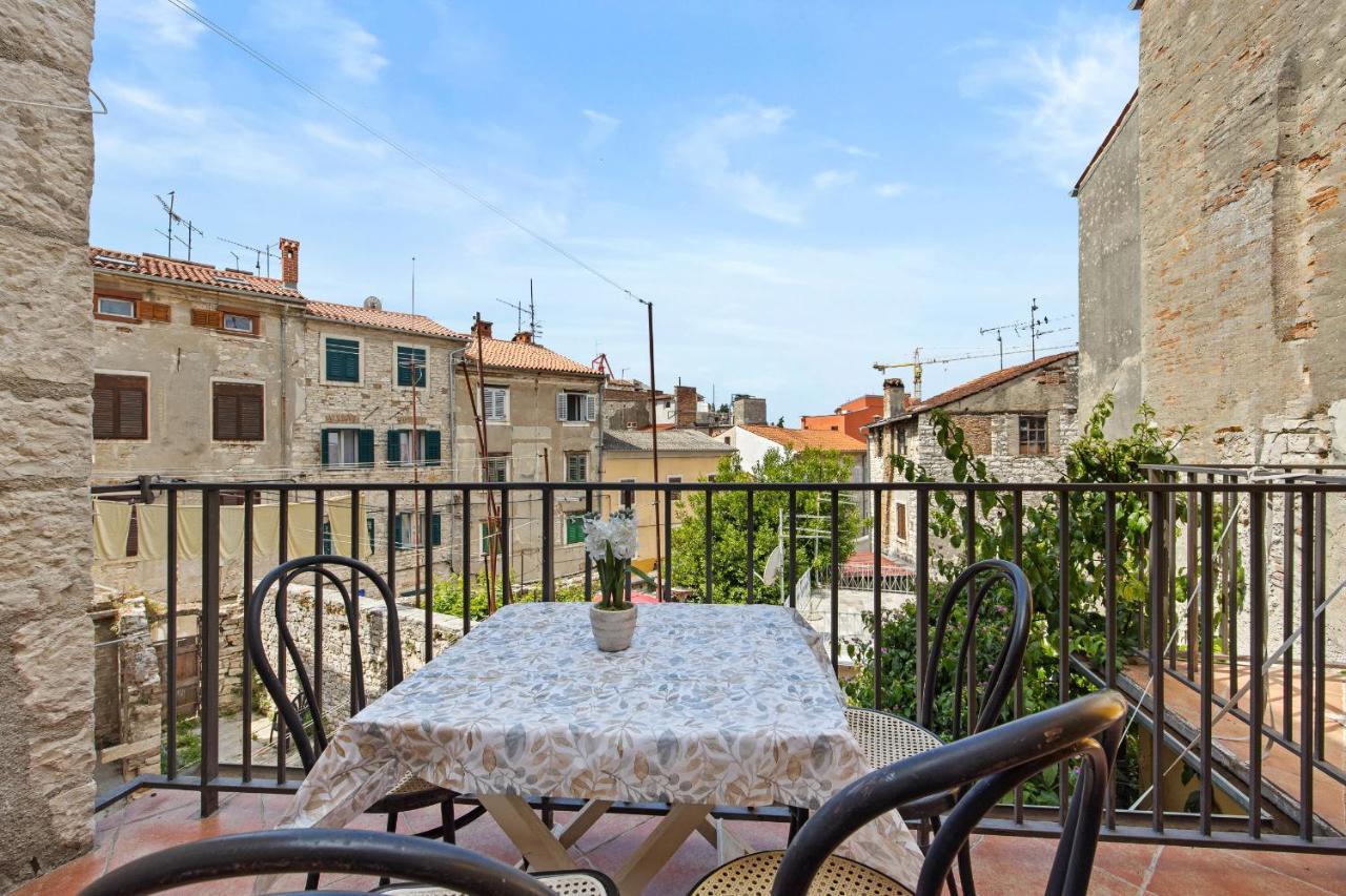 Pula Hostel Extérieur photo